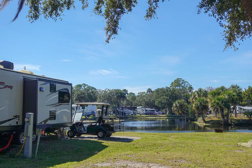 rv looking over the lake