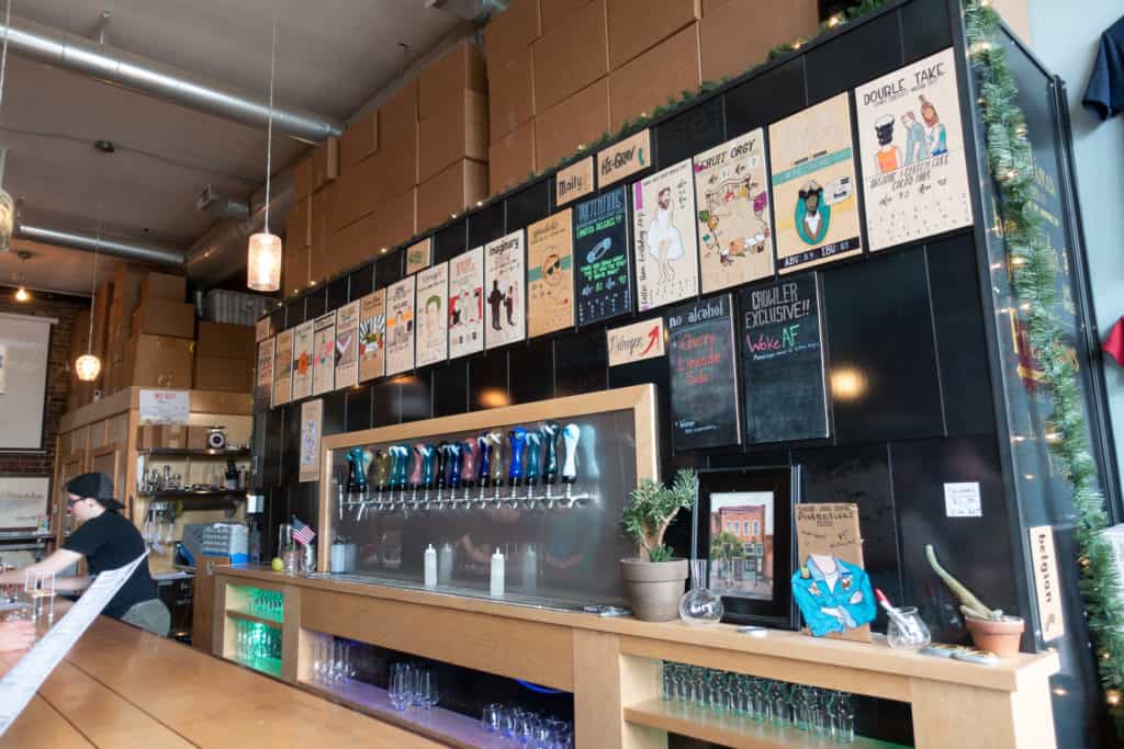 best-things-to-do-in-knoxville Taps at Pretentious Glass Co, one of the best drink spots in Knoxville, Tennessee