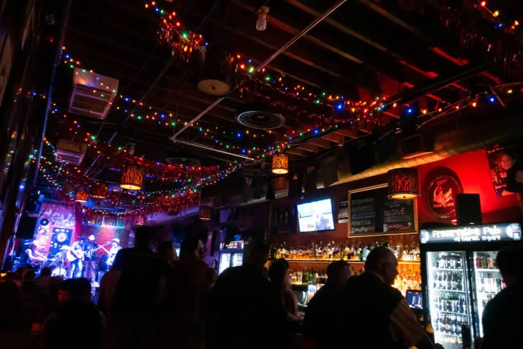 best-things-to-do-in-knoxville Gone Country playing in Preservation Pub in Knoxville, Tennessee