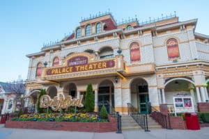 Dollywood Palace Theater