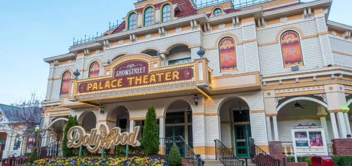 Dollywood Palace Theater