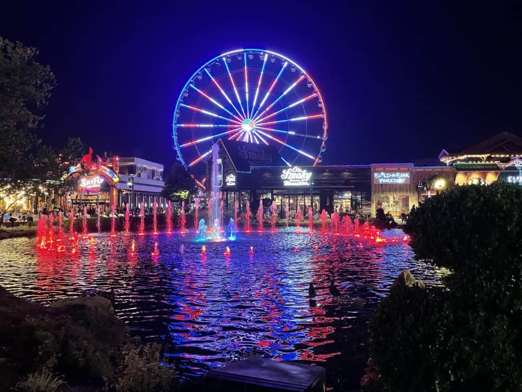 Smoky-Mountains-Itinerary The Island Fountain and Ferris Wheel in Pigeon Forge, part of a Smoky Mountains Itinerary