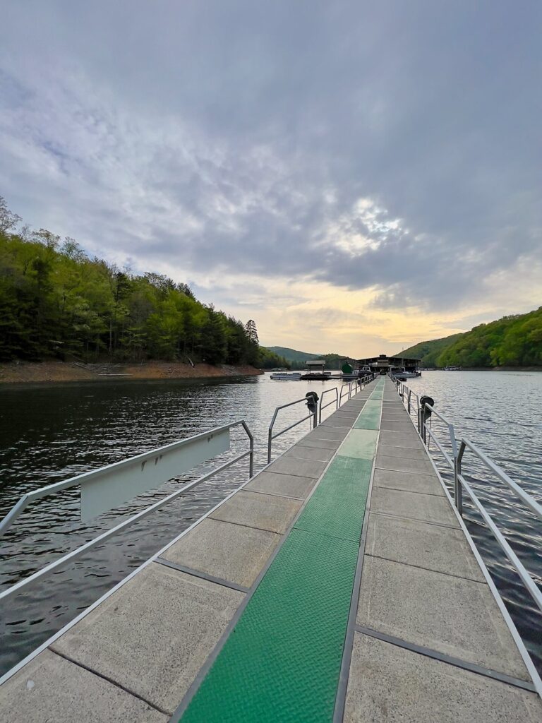 hiking the appalachian trail Marina